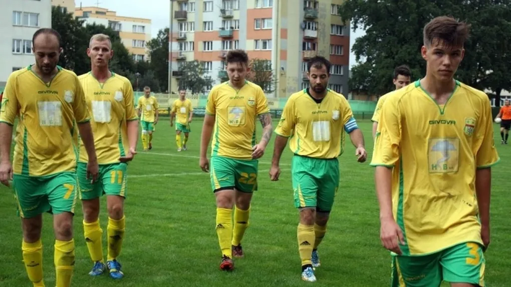 Ostrovia wciąż szósta w lidze okręgowej