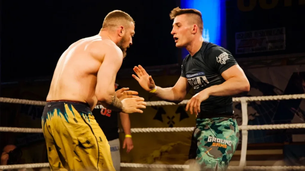 WOR War02: widowiskowa akcja Majewskiego w bjj (wideo)