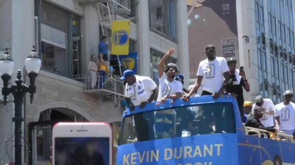 Golden State Warriors pokonali w finałach Cleveland Cavaliers