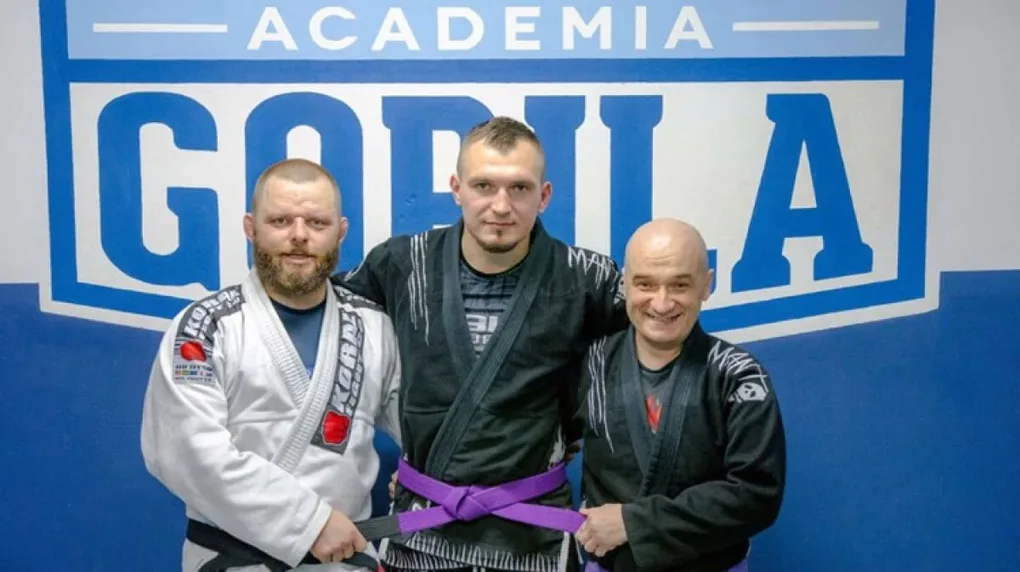 Grzegorz Gamdzyk z purpurowym pasem
