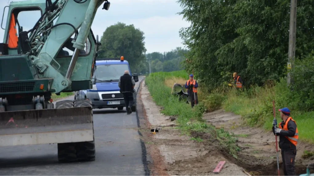Przebudowa drogi na odcinku Stary Lubotyń - Turobin-Brzozowa
