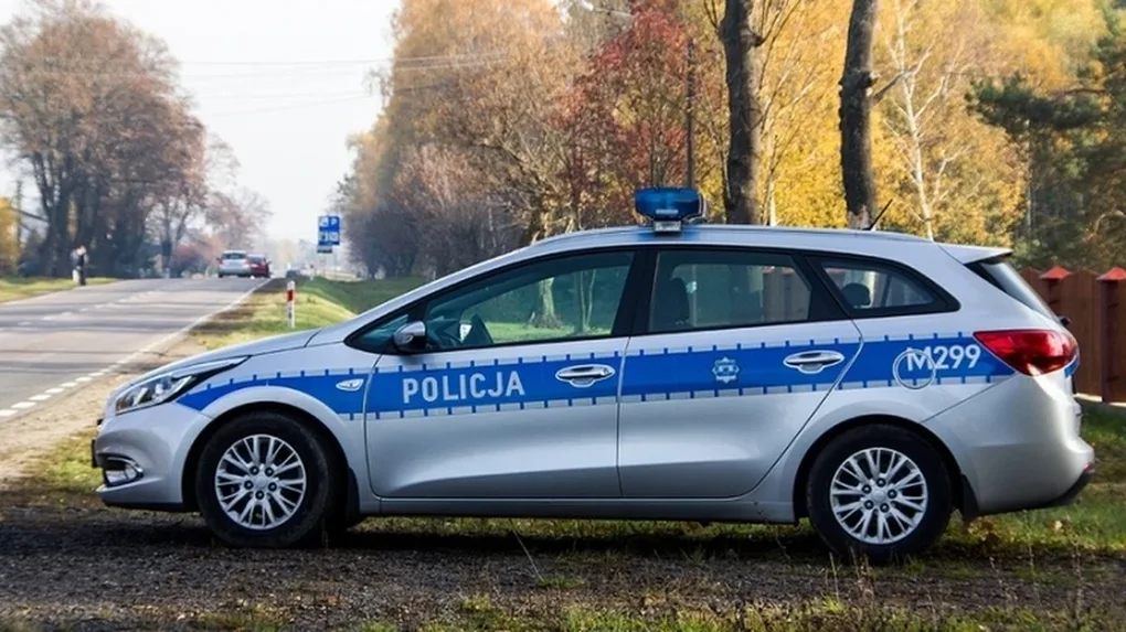 Nietrzeźwa ostrowianka za kółkiem seata