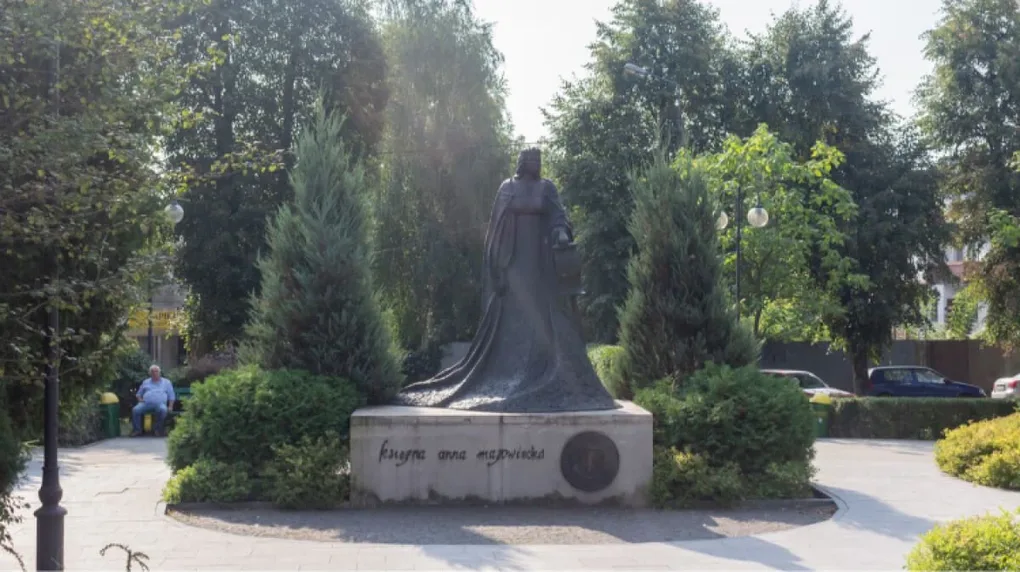 Poniedziałek chłodny, ale pogodny (wideo)