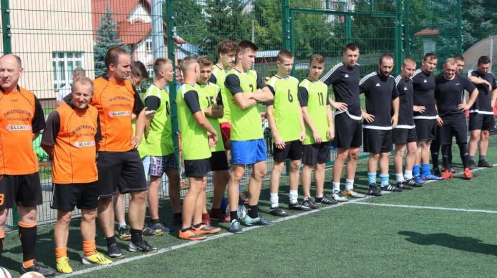 Wakacyjne turnieje piłki nożnej w 'Ekonomiku' (zdjęcia)