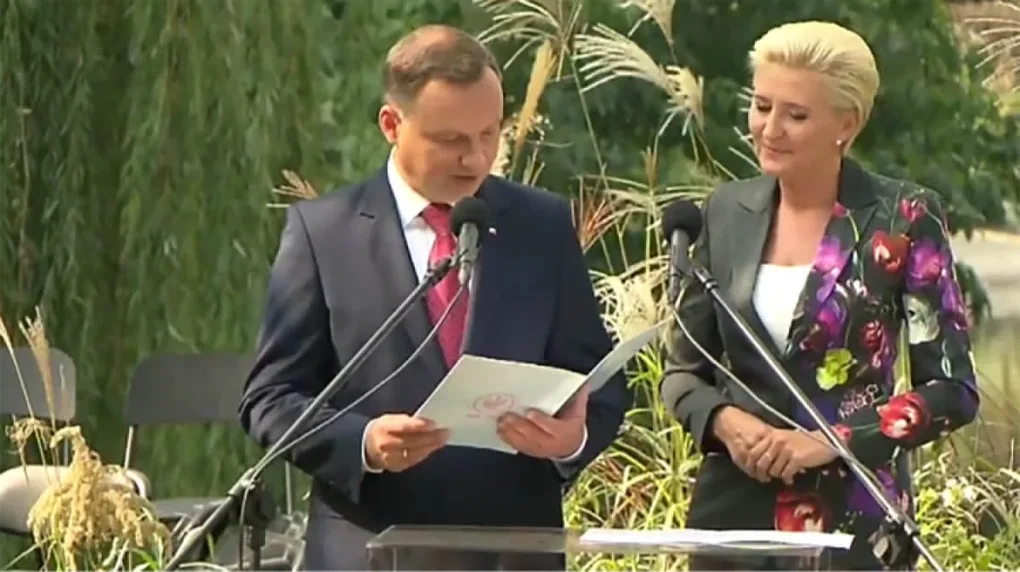 Narodowe Czytanie 'Przedwiośnia' z parą prezydencką (wideo)