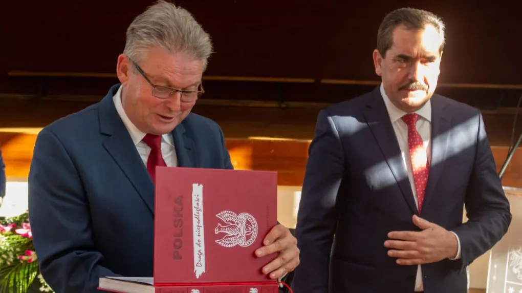 Podsumowanie piątej kadencji rady powiatu ostrowskiego (zdjęcia, wideo)