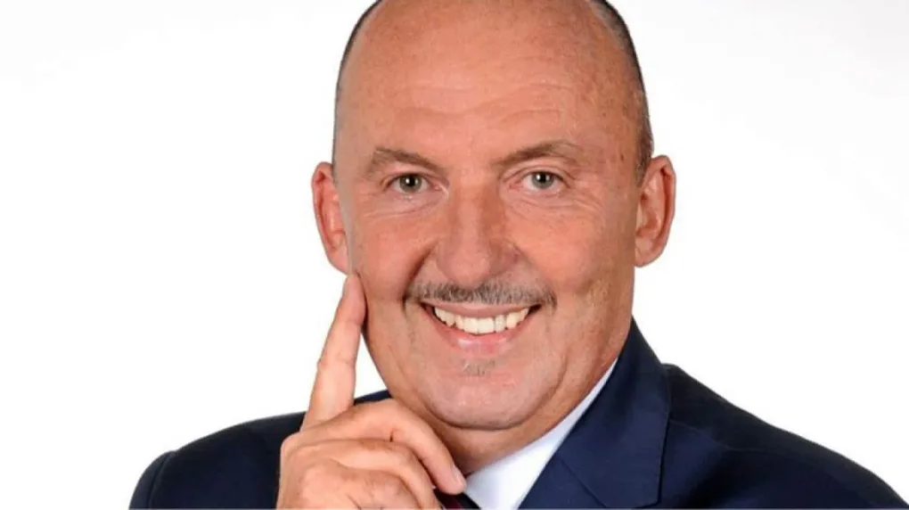 Przeździecki: Ludzi dzielę na 'mądrych i głupich'
