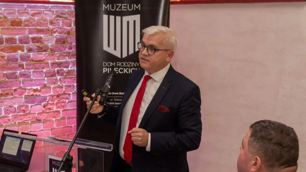 Konferencja: 'Drogi do niepodległości' (zdjęcia, wideo)