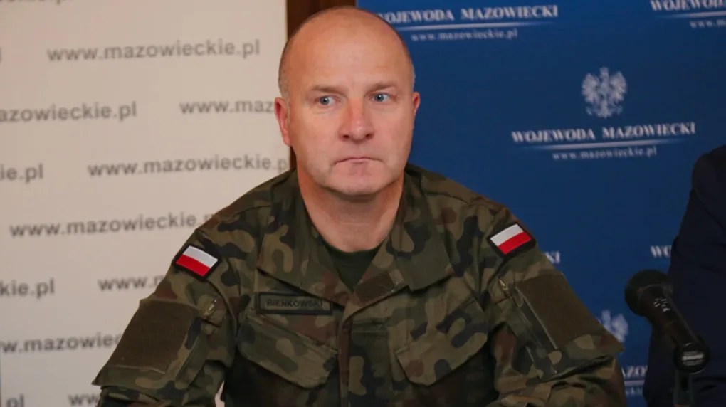Wielki piknik militarny ku czci niepodległej (zdjęcia, wideo, program)