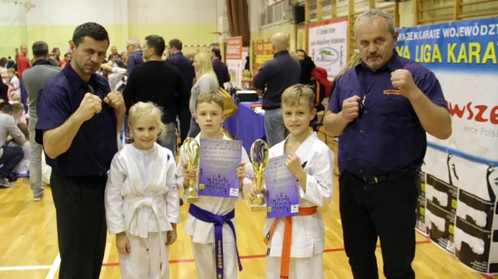 Najmłodsi zawodnicy OKKK z medalami (zdjęcia)