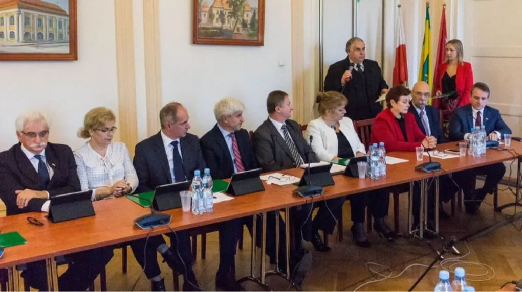 Komisje rady miasta podzielone