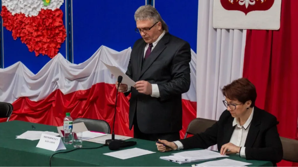 Pierwsza sesja nowej rady gminy Małkinia Górna (zdjęcia, wideo)