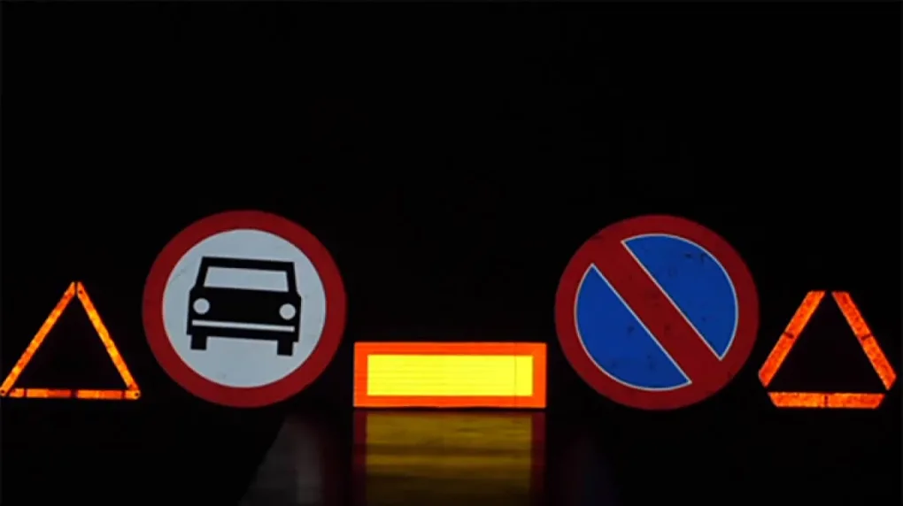 Oznakowanie drogowe kluczem w zapewnieniu bezpieczeństwa (wideo)