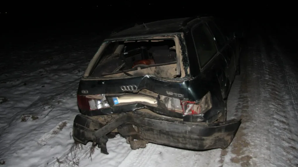 Zderzenie opla i audi w Ponikwi Dużej (zdjęcia)