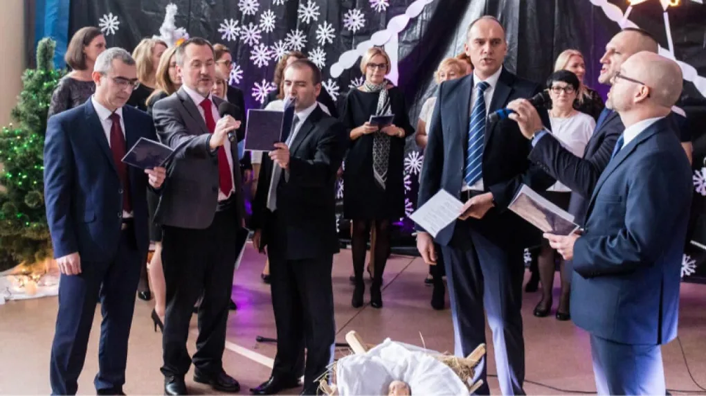 Nauczyciele uczniom. Jasełka w 'Ekonomiku' (zdjęcia, wideo)
