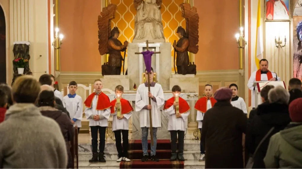 Wykaz nabożeństw - Triduum Paschalne