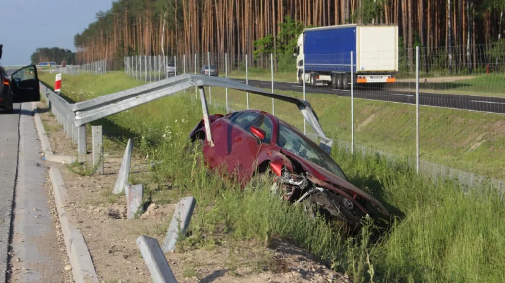 Trzy zdarzenia na S8. Są utrudnienia w ruchu (zdjęcia)
