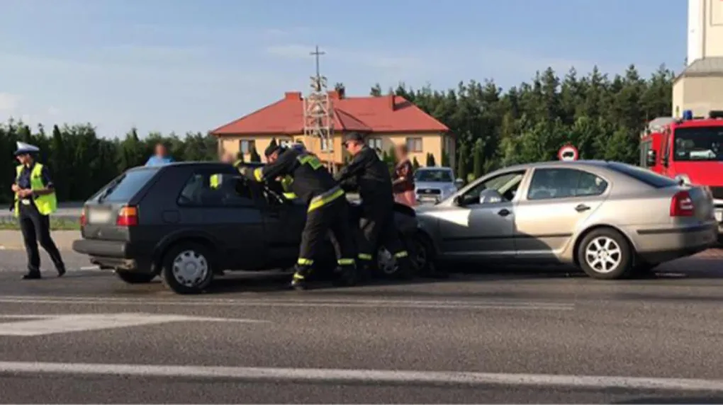 Senior sprawcą kolizji przy ulicy Małkińskiej