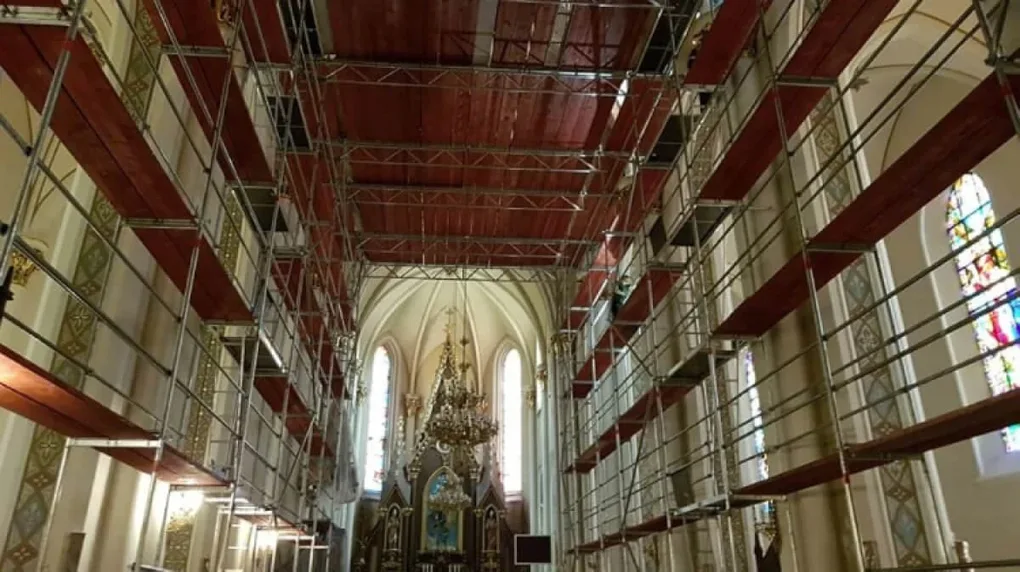 Trwa remont ostrowskiego kościoła (zdjęcia)