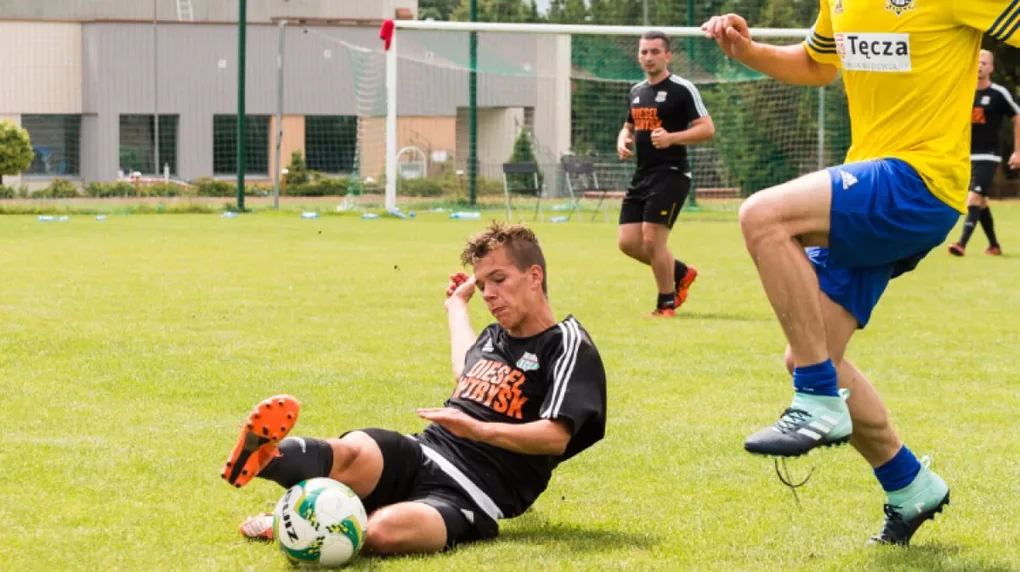 Ostrovia nieznacznie wygrywa z KS Wąsewo