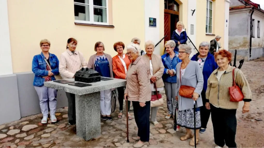 Brokowscy seniorzy na wycieczce w Tykocinie (zdjęcia)