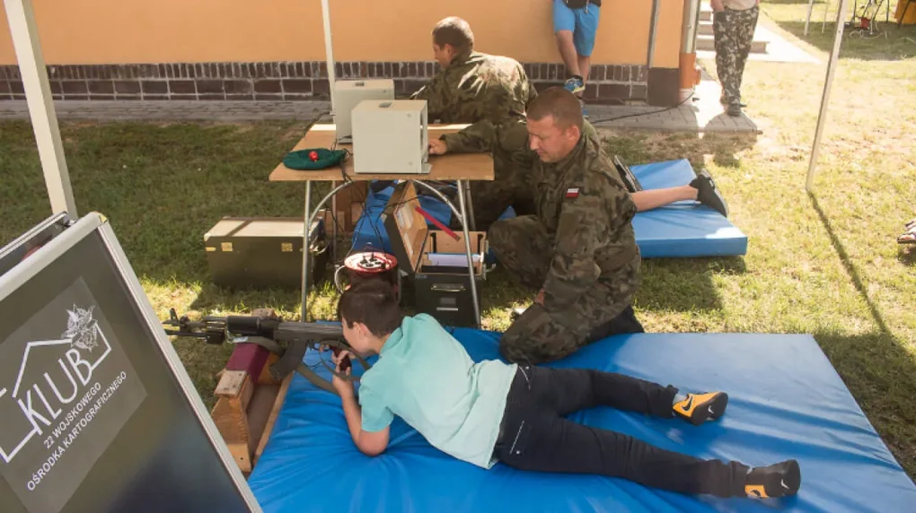 Piknik militarny z okazji Święta Wojska Polskiego (zdjęcia)