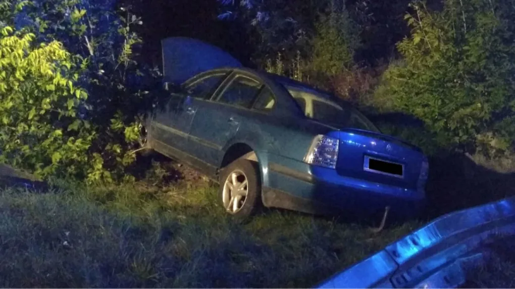 Volkswagenem wjechał w barierki ochronne