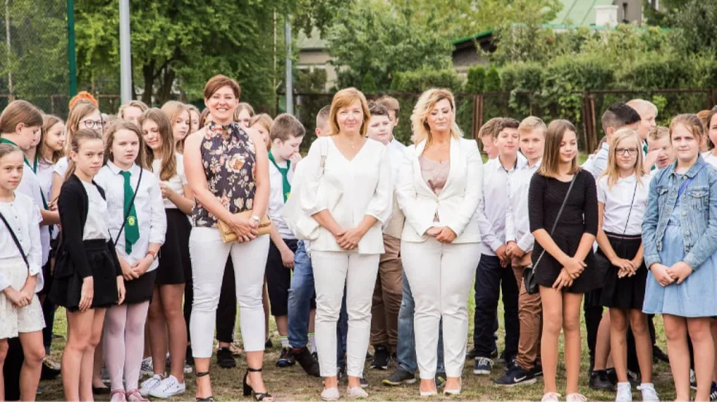 Uczniowie 'trójki' wrócili do szkoły (zdjęcia)
