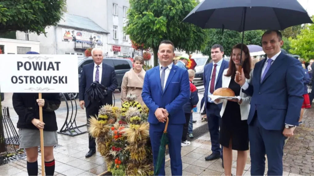 Delegacja powiatu ostrowskiego na dożynkach Mazowsza (zdjęcia)