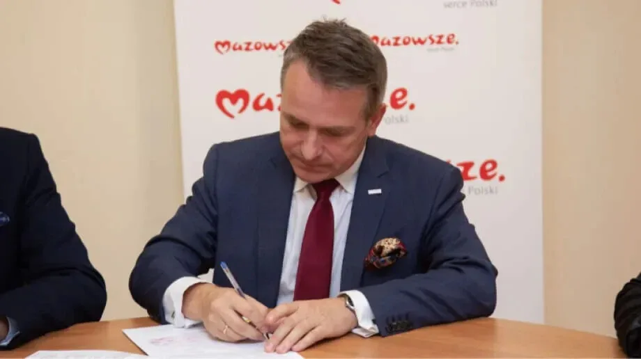 Pracownie z powiatu ostrowskiego dofinansowane (zdjęcia)