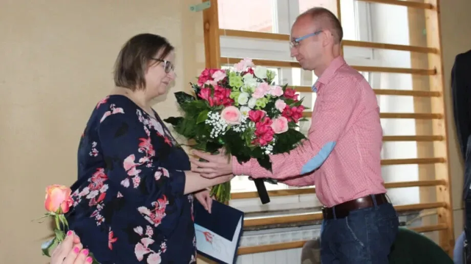 Dzień Edukacji Narodowej w ostrowskiej 'jedynce' (zdjęcia)