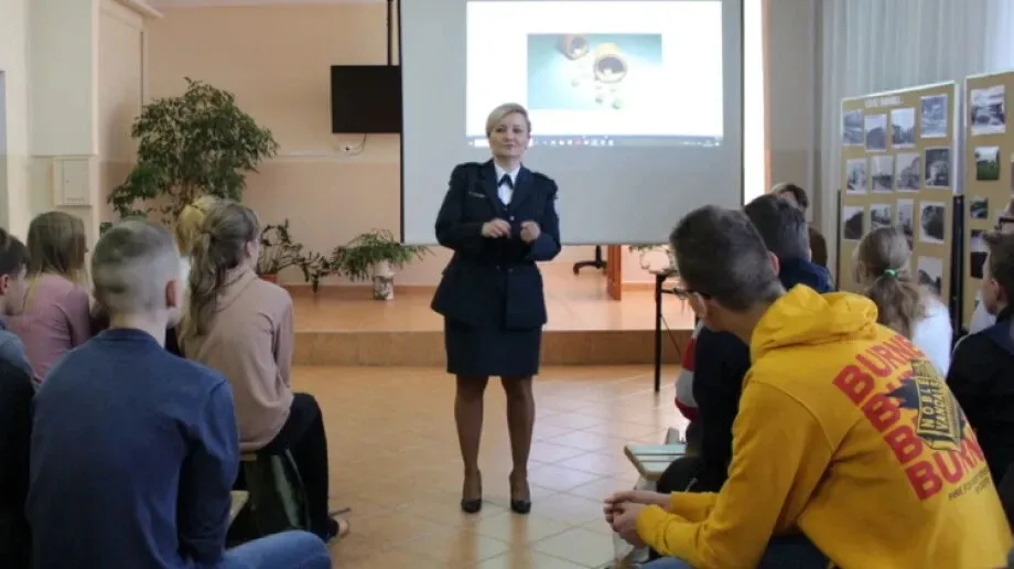 'Hazard? Nie, dziękuję'. Młodzież Staszica na szkoleniu (zdjęcia)