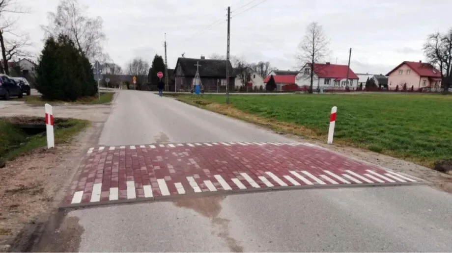 Progi zwalniające w Królach Dużych i Królach Małych