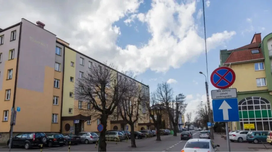 Poniedziałek słoneczny i ciepły