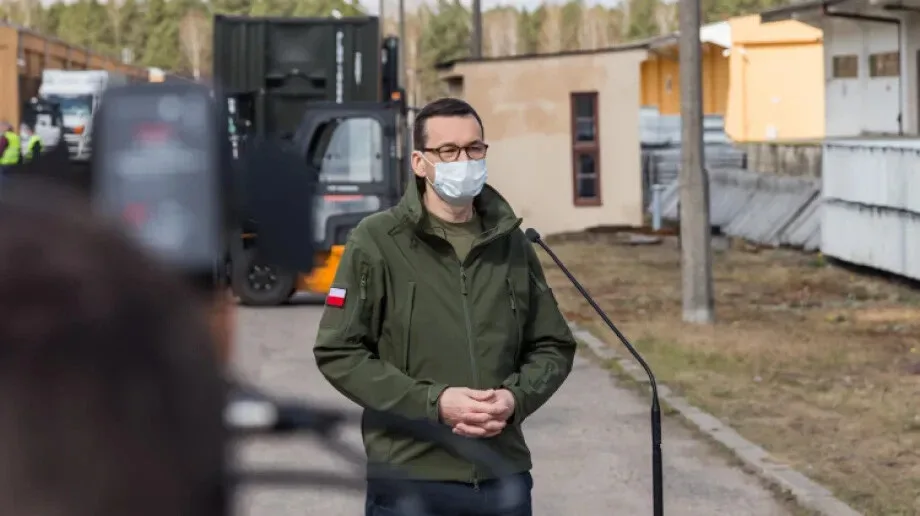 Premier Morawiecki o sprzęcie medycznym. Konferencja w Komorowie