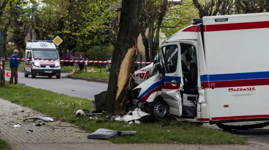Śmiertelny wypadek z udziałem karetki pogotowia. Prokuratura prowadzi śledztwo