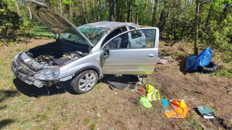 Straciła panowanie nad samochodem i dachowała 
