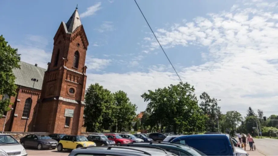 Środa z deszczem i burzami w większości kraju