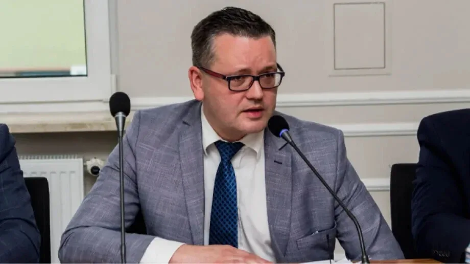 Czy gnuśny dyrektor zostanie ukarany?