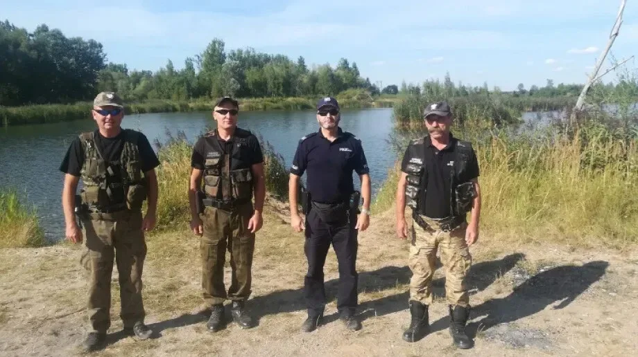 Kontrola 'dzikich kąpielisk' w powiecie ostrowskim
