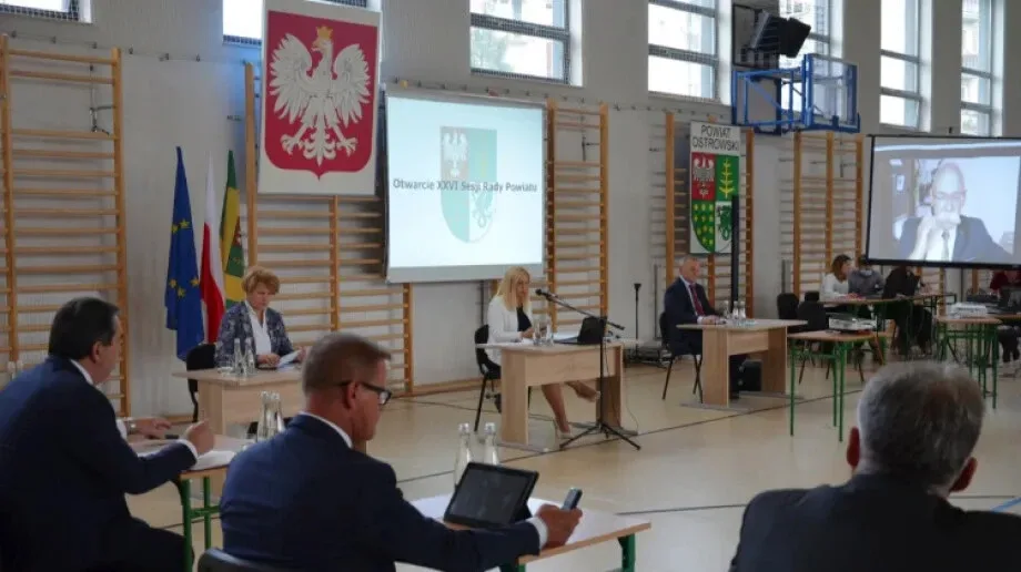 Zarząd powiatu z absolutorium