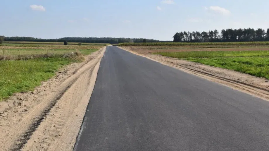 Droga w Koskowie z nową nawierzchnią