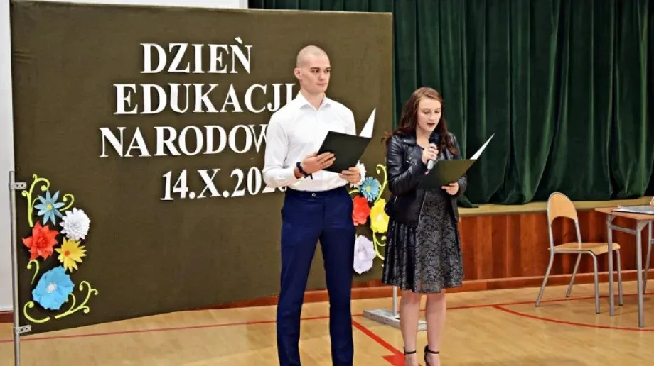 Dzień edukacji narodowej w ZSCKR Stare Lubiejewo