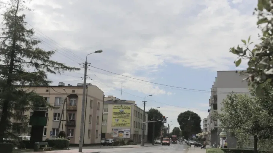 W niedzielę chłodno z przelotnymi opadami deszczu