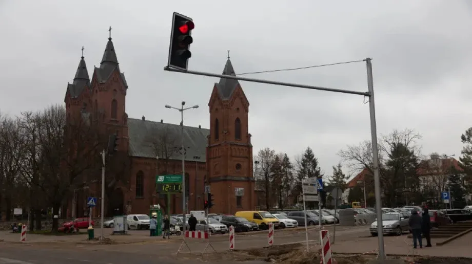 Weekend pochmurny z niewielkim deszczem. Na wschodzie będzie chłodno