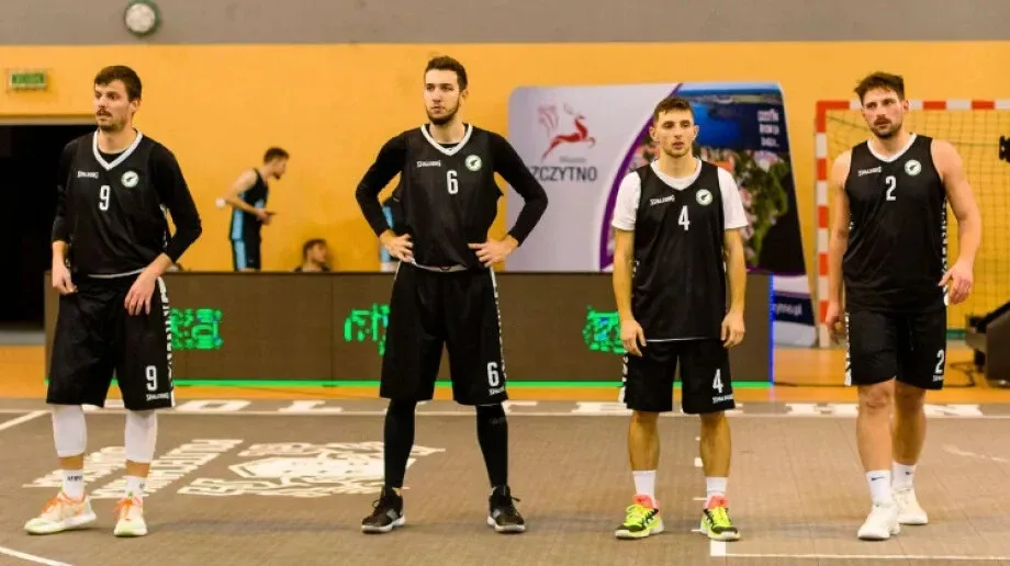 Turniej 3x3 w Szczytnie w wykonaniu ostrowskich drapieżników