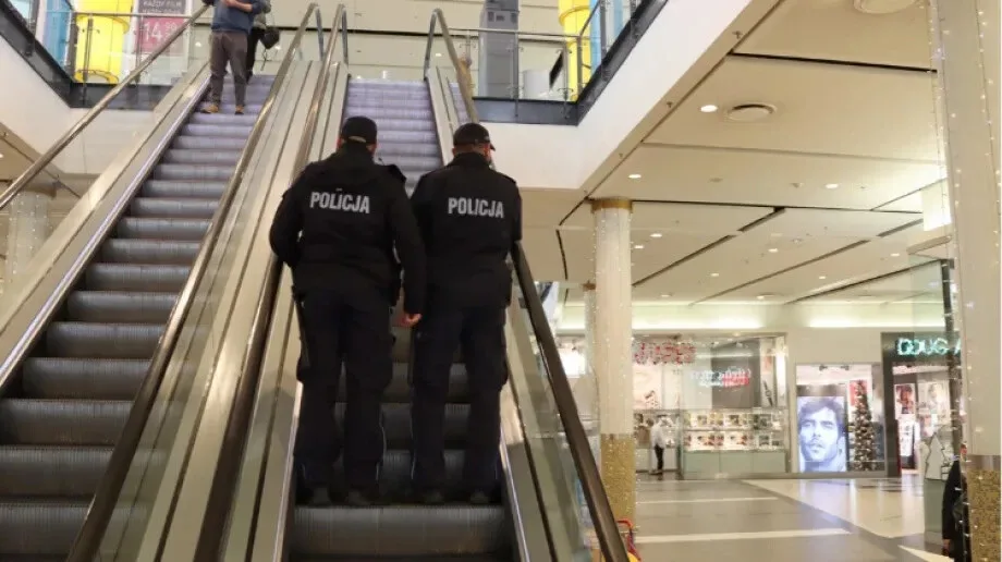 11 mandatów w ciągu doby. Policjanci kontrolują galerie handlowe na Mazowszu