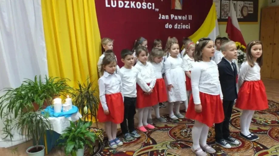 VIII Przegląd Przedszkolnej Piosenki Religijnej w Miejskim Przedszkolu nr 1