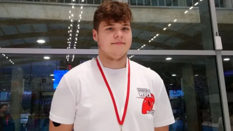 Kamil Bojarski z medalami mistrzostw Polski