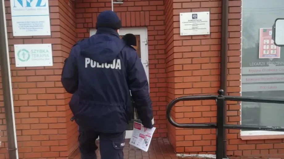 Odblaski i broszury dla uczniów ze szkoły w Dudach i Ugniewie